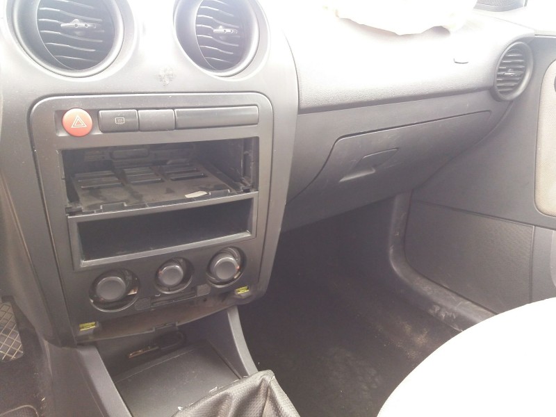 seat ibiza (6k1) del año 1999