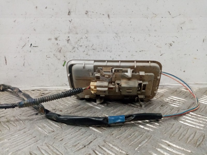 Recambio de luz interior para toyota corolla verso (e12) referencia OEM IAM   