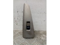 Recambio de mando elevalunas trasero derecho para toyota corolla verso (e12) referencia OEM IAM   