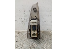 Recambio de mando elevalunas trasero derecho para toyota corolla verso (e12) referencia OEM IAM    2