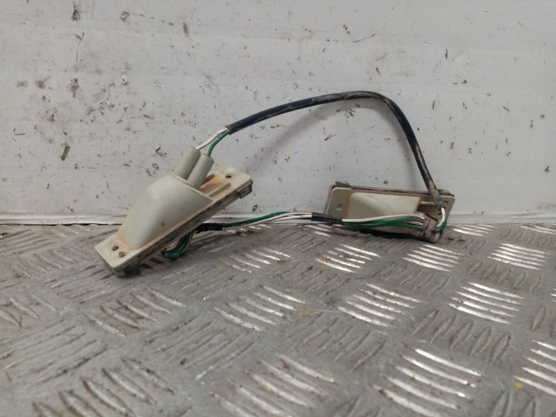 Recambio de piloto matricula para toyota corolla verso (e12) referencia OEM IAM   