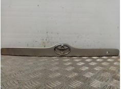 Recambio de moldura piloto matricula para toyota corolla verso (e12) referencia OEM IAM   