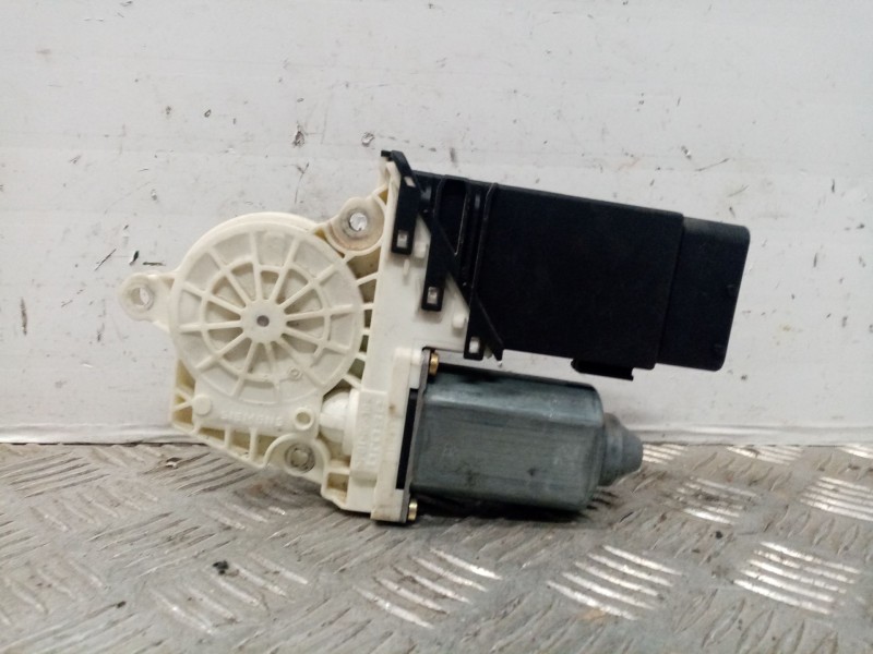 Recambio de motor elevalunas delantero izquierdo para seat toledo (1m2) referencia OEM IAM   