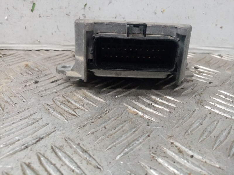 Recambio de centralita airbag para chrysler voyager (rg) 2.4 cat referencia OEM IAM 04748604AA  
