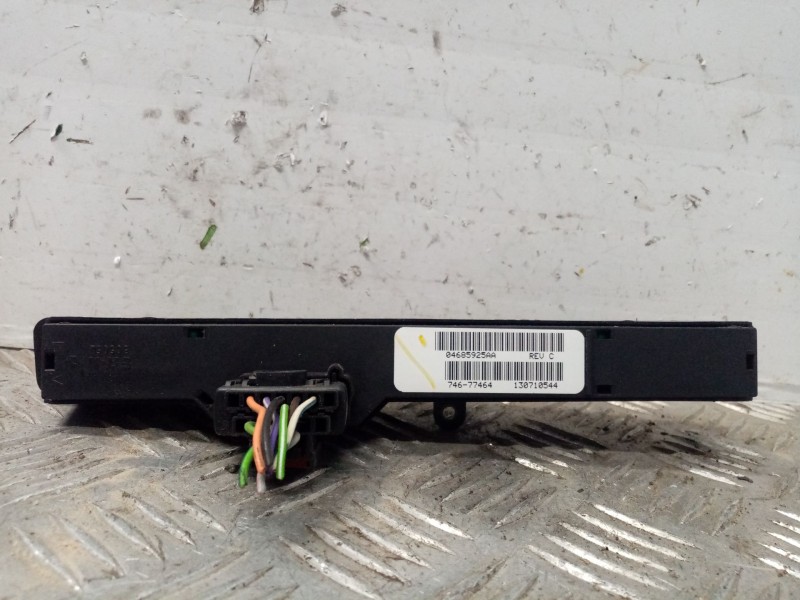 Recambio de warning para chrysler voyager (rg) 2.4 cat referencia OEM IAM 04685925AA  