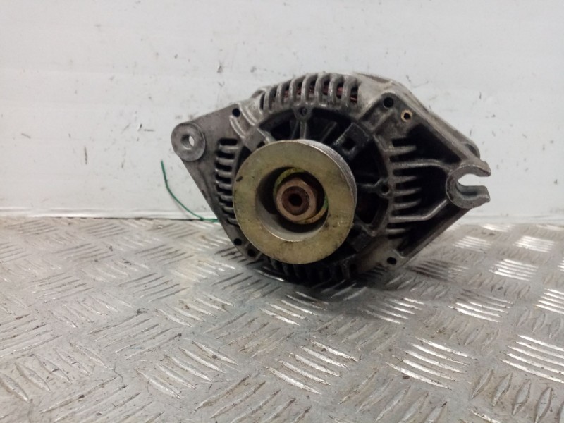 Recambio de alternador para citroen xantia berlina 1.9 diesel referencia OEM IAM  DINAMO 