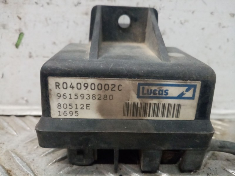 Recambio de caja precalentamiento para citroen xantia berlina 1.9 diesel referencia OEM IAM 9615938280  