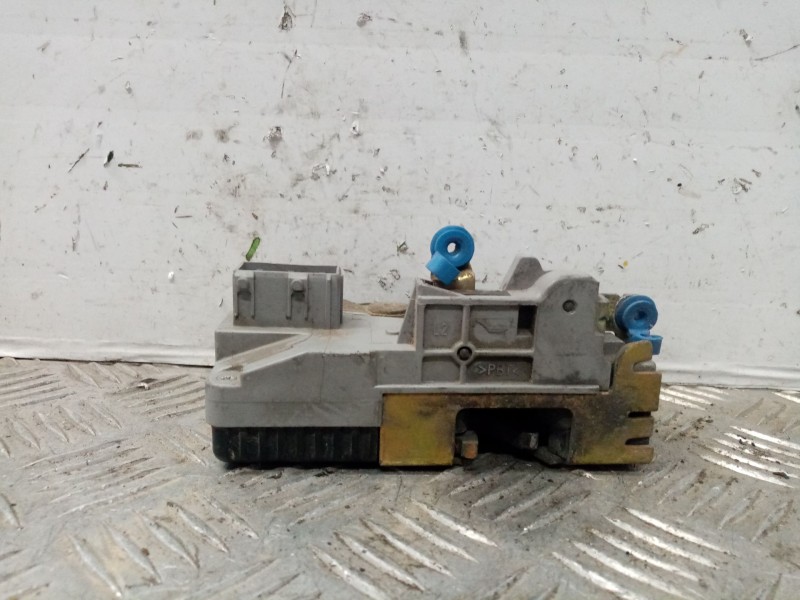 Recambio de cerradura puerta delantera derecha para citroen xantia berlina 1.9 diesel referencia OEM IAM   