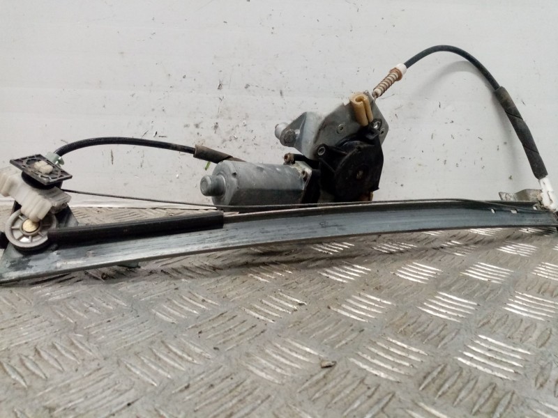 Recambio de elevalunas delantero derecho para citroen xantia berlina 1.9 diesel referencia OEM IAM   