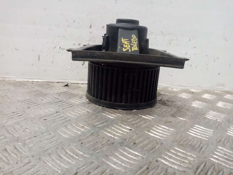 Recambio de ventilador calefaccion para seat toledo (1m2) signo referencia OEM IAM 1J1819021C  