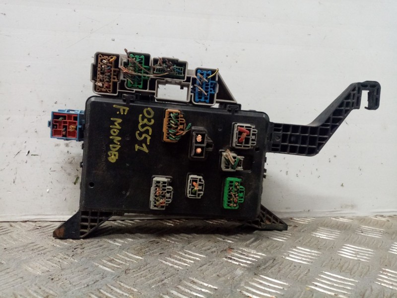 Recambio de caja reles / fusibles para ford mondeo berlina (ge) ghia referencia OEM IAM 1S7T14A301CC  