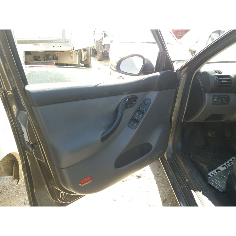 seat toledo (1m2) del año 1999