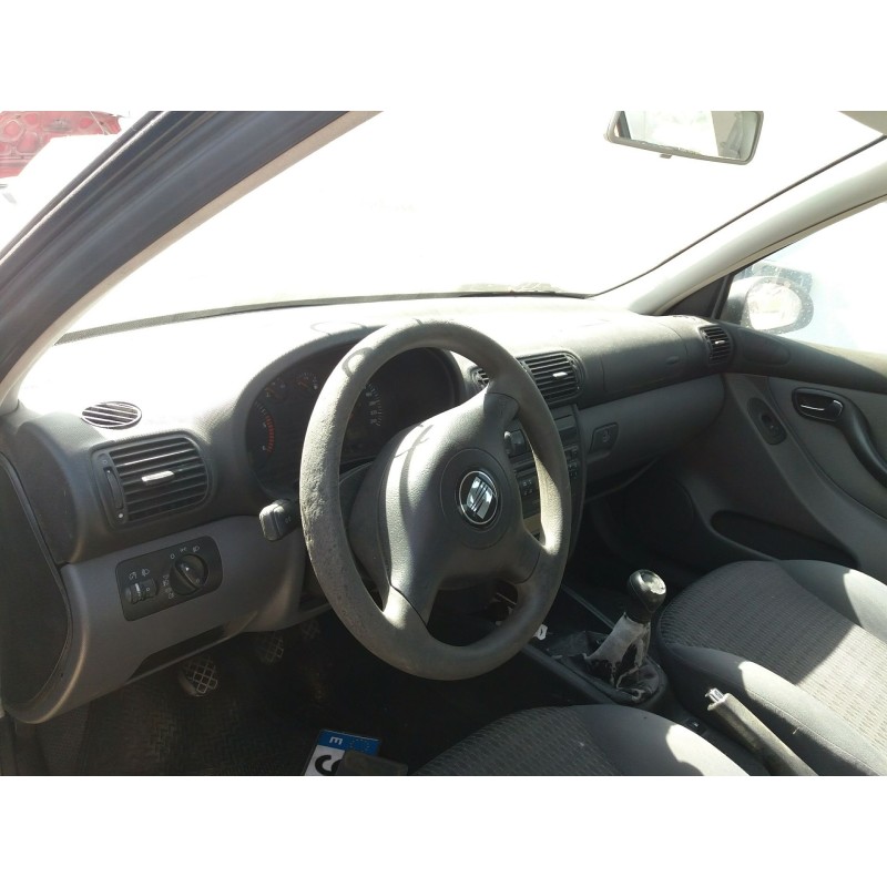 seat toledo (1m2) del año 1999