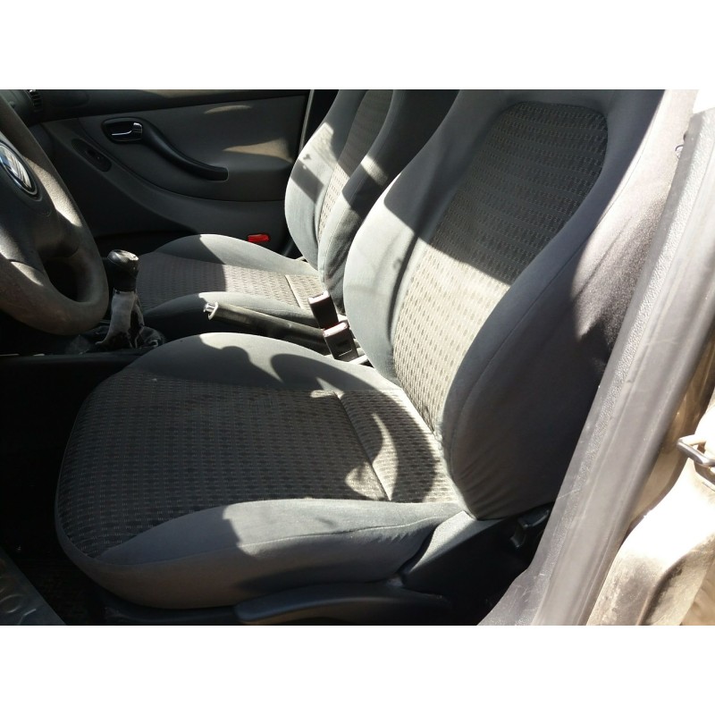 seat toledo (1m2) del año 1999