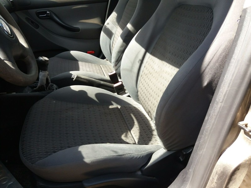 seat toledo (1m2) del año 1999