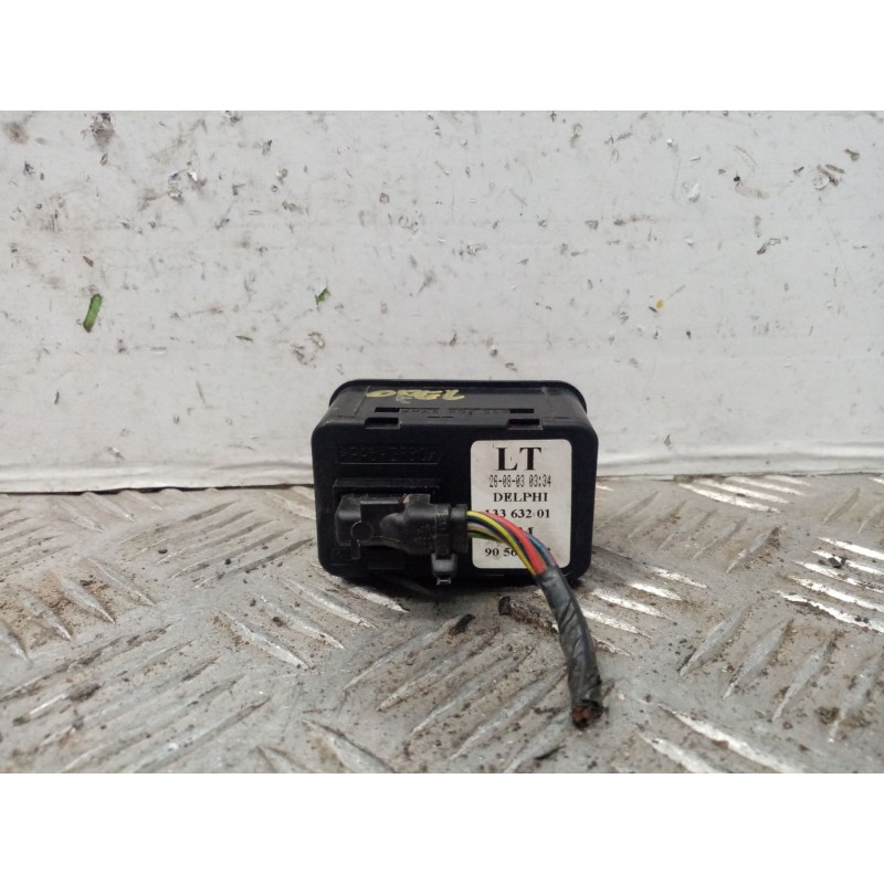 Recambio de mando elevalunas delantero izquierdo para opel astra g berlina edition referencia OEM IAM 90561088   Recambio de mando elevalunas delantero izquierdo para opel astra g berlina edition referencia OEM IAM 90561088