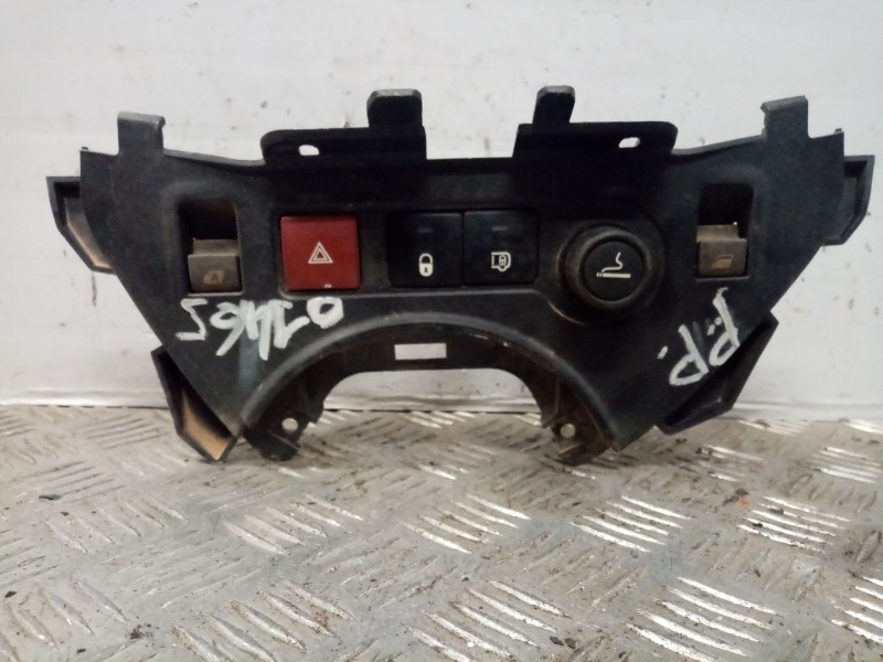 Recambio de mando multifuncion para peugeot partner kasten confort l1 referencia OEM IAM 9680931977  