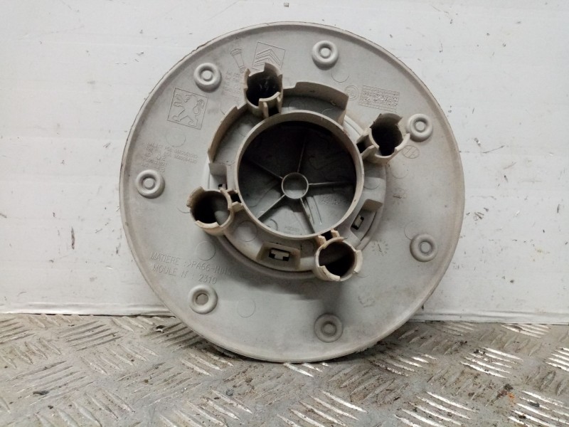 Recambio de tapacubos para peugeot partner kasten confort l1 referencia OEM IAM   