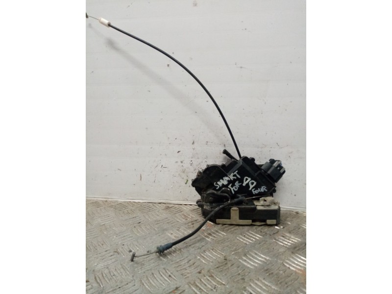 Recambio de cerradura puerta delantera derecha para smart forfour cdi (50kw) referencia OEM IAM A4547200035  