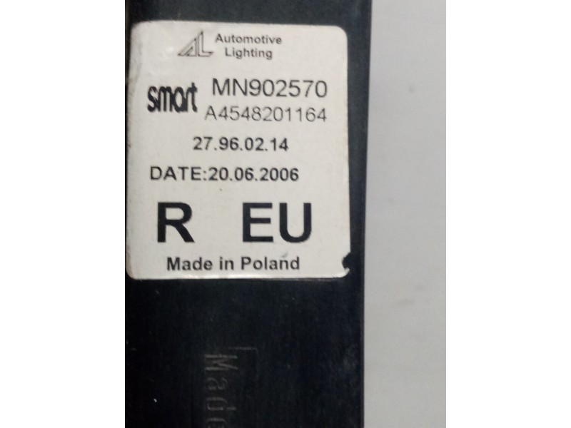 Recambio de piloto trasero derecho para smart forfour cdi (50kw) referencia OEM IAM 4548201064  