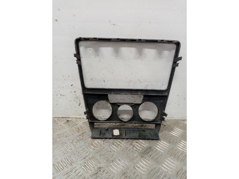 Recambio de consola central para skoda octavia berlina (1z3) elegance referencia OEM IAM 1Z0858069  