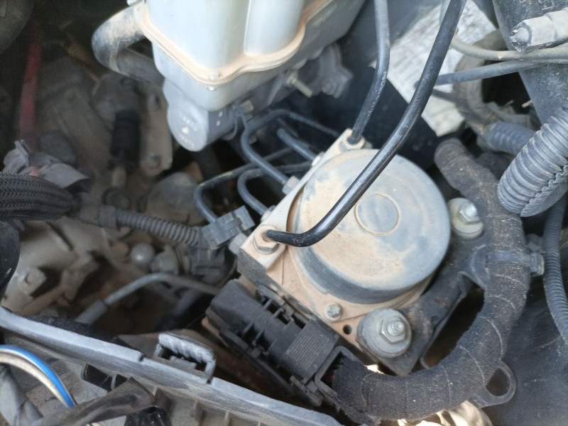 Recambio de abs para fiat bravo (198) 1.9 8v jtd cat referencia OEM IAM 0265231928  