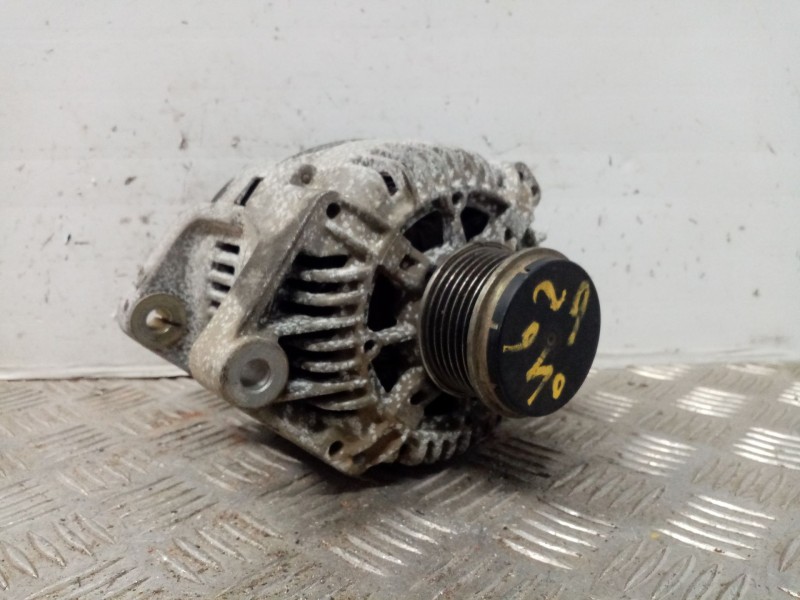 Recambio de alternador para renault megane classic rt 1.9d referencia OEM IAM 770043943 2542326B 