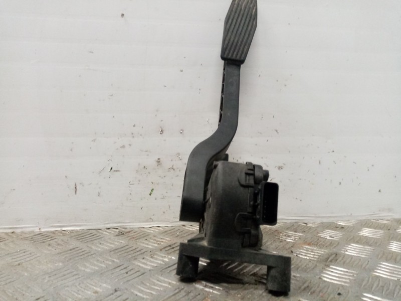 Recambio de potenciometro pedal para opel corsa c club referencia OEM IAM 9129423  
