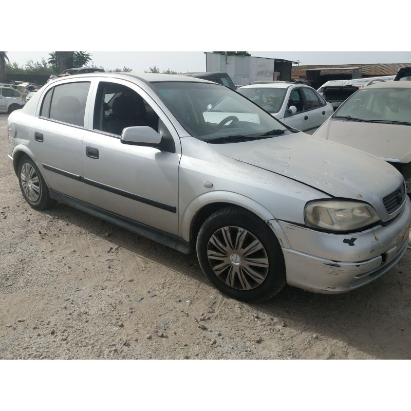 opel astra g coupé del año 2000
