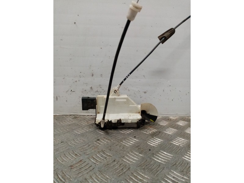 Recambio de cerradura puerta delantera izquierda para citroen c3 business referencia OEM IAM   