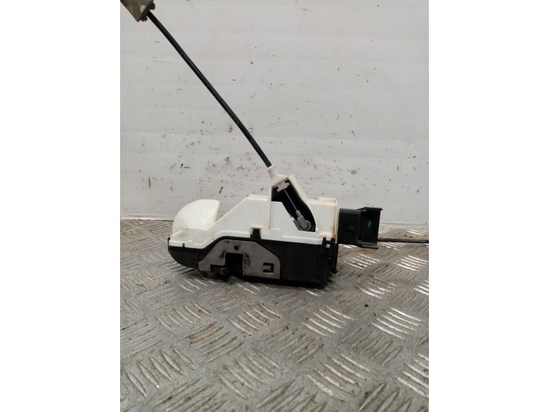 Recambio de cerradura puerta delantera izquierda para citroen c3 business referencia OEM IAM   