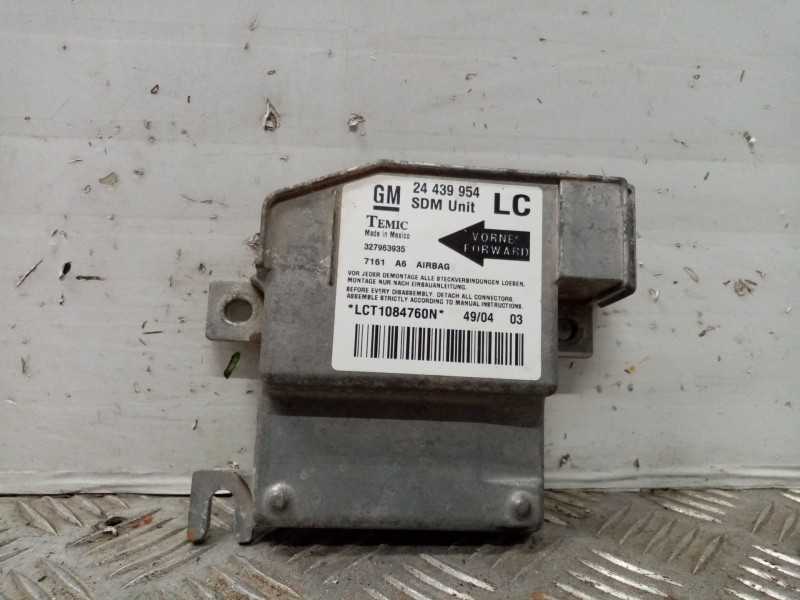 Recambio de centralita airbag para opel corsa c corsavan referencia OEM IAM 24439954  