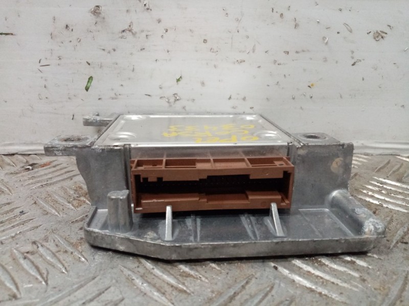 Recambio de centralita airbag para opel corsa c corsavan referencia OEM IAM 24439954  