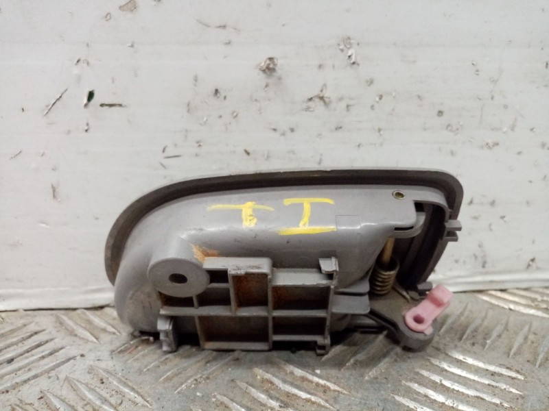 Recambio de maneta interior trasera izquierda para kia picanto 1.1 cat referencia OEM IAM   