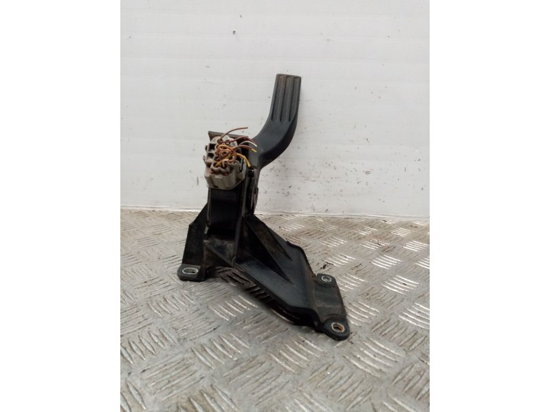 Recambio de potenciometro pedal para ford mondeo berlina (ge) trend referencia OEM IAM 1S719F836BB  