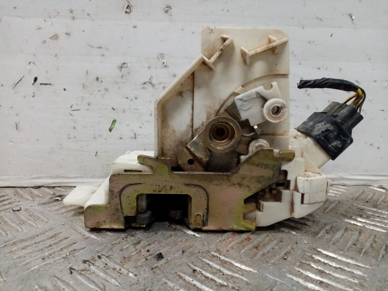 Recambio de cerradura puerta delantera izquierda para ford mondeo berlina (ge) trend referencia OEM IAM   