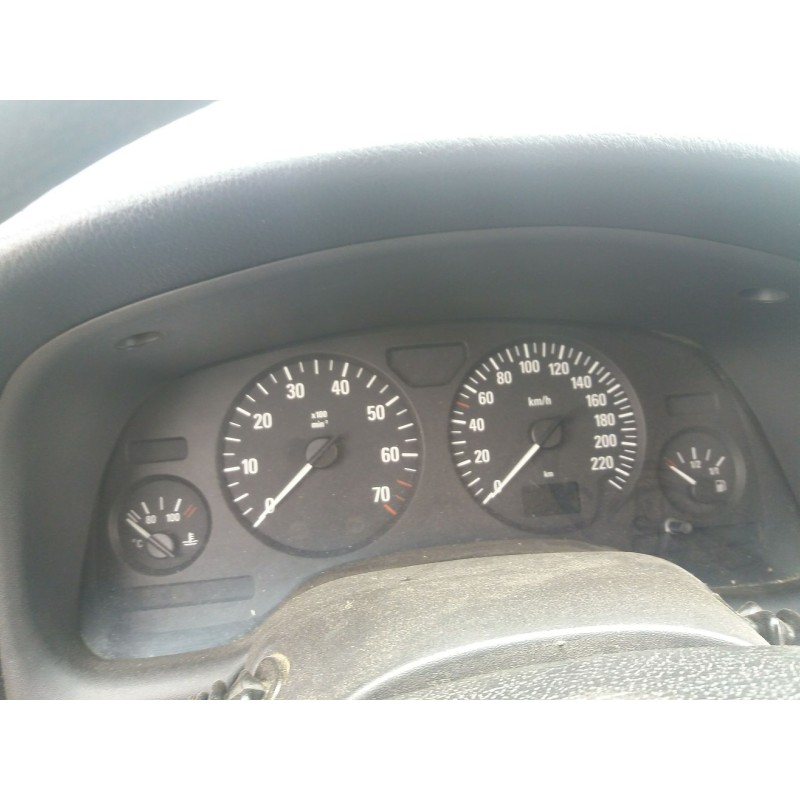 opel astra g coupé del año 2000