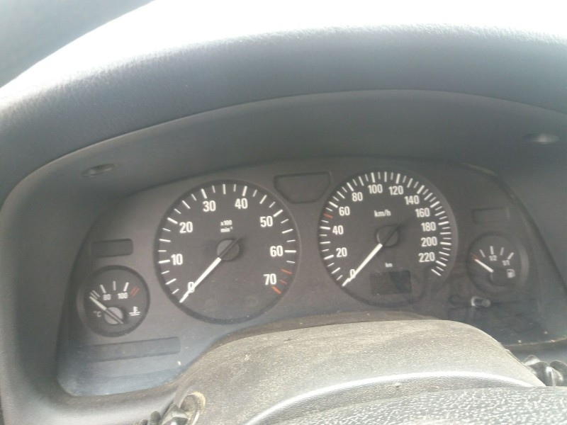 opel astra g coupé del año 2000