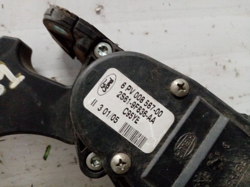 Recambio de potenciometro pedal para ford fiesta (cbk) trend referencia OEM IAM 2S619F838AA  