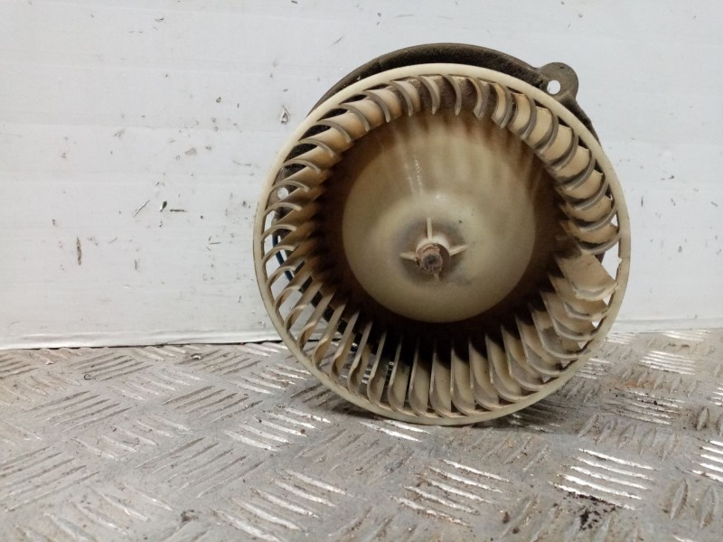 Recambio de ventilador calefaccion para isuzu trooper referencia OEM IAM   