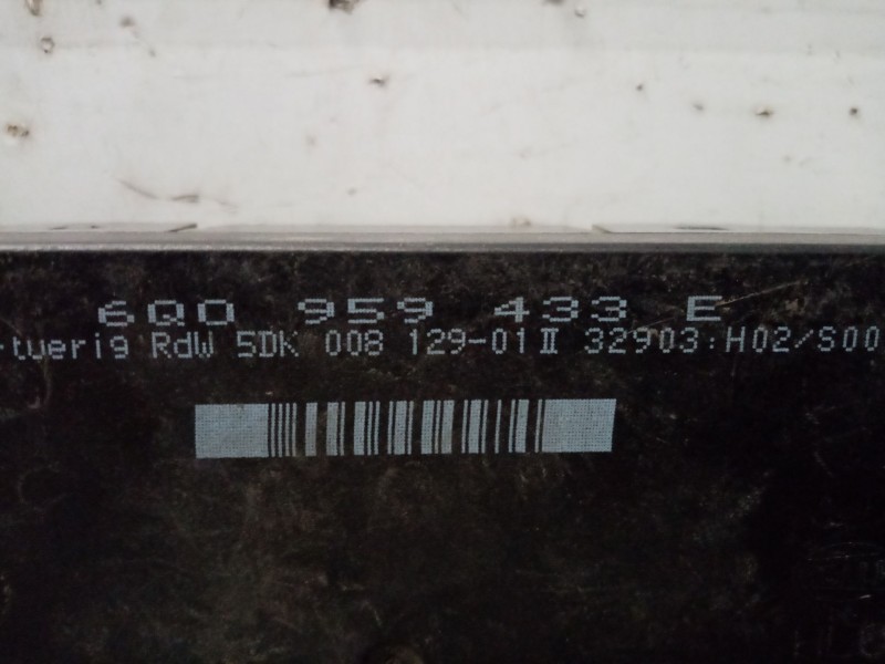 Recambio de modulo electronico para volkswagen polo (9n1) match referencia OEM IAM 6Q0959433E  