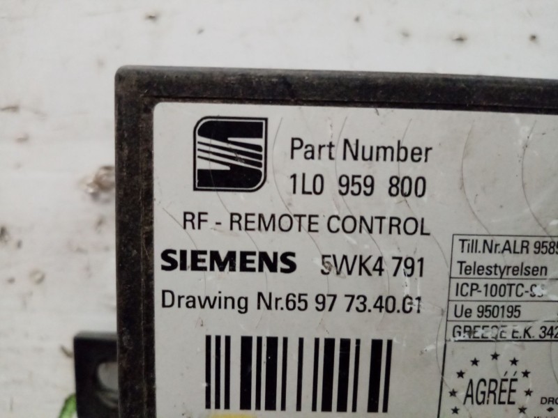 Recambio de modulo electronico para seat ibiza (6k) 1.4 referencia OEM IAM 1L0959800  