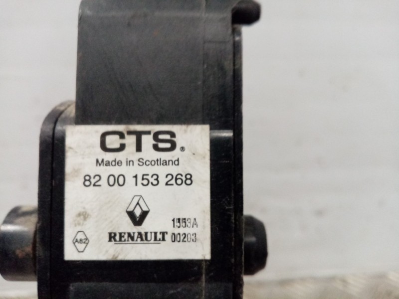 Recambio de potenciometro pedal para renault megane ii berlina 5p referencia OEM IAM 8200153268  