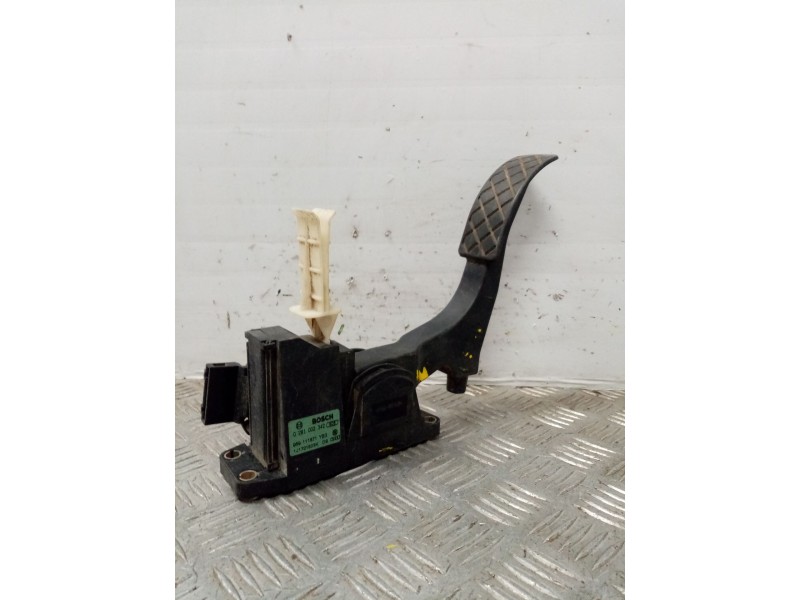 Recambio de potenciometro pedal para seat referencia OEM IAM 0281002342  