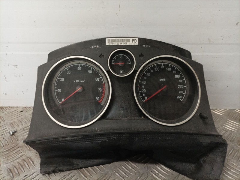 Recambio de cuadro instrumentos para opel astra h (a04) 1.4 (l48) referencia OEM IAM 13216682  