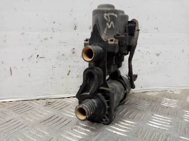 Recambio de valvula intercambio de calefaccion para bmw serie 5 berlina (e39) referencia OEM IAM 1147412119 8372004 