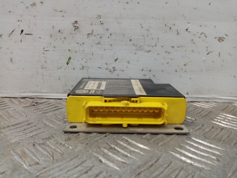 Recambio de centralita airbag para seat ibiza (6l1) 1.9 sdi referencia OEM IAM 6Q0909605AD  