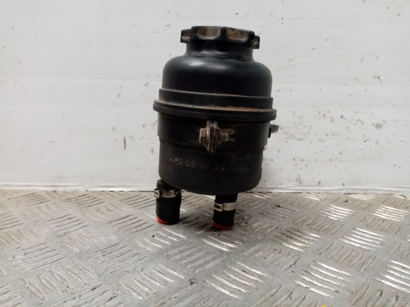 Recambio de deposito servo para bmw serie 5 berlina (e39) referencia OEM IAM   