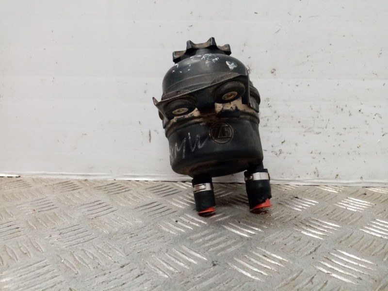 Recambio de deposito servo para bmw serie 5 berlina (e39) referencia OEM IAM   