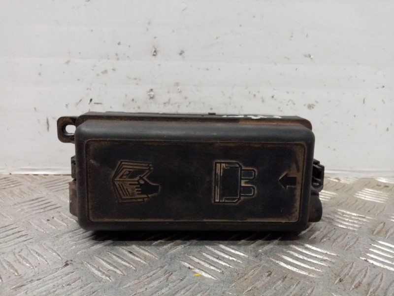 Recambio de caja reles / fusibles para mini mini (r50,r53) one d referencia OEM IAM 690660401  